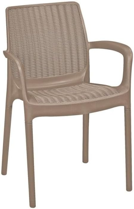 Silla de comedor de plástico color beige con textura de rejilla en respaldo y asiento, vista frontal ligeramente angulada